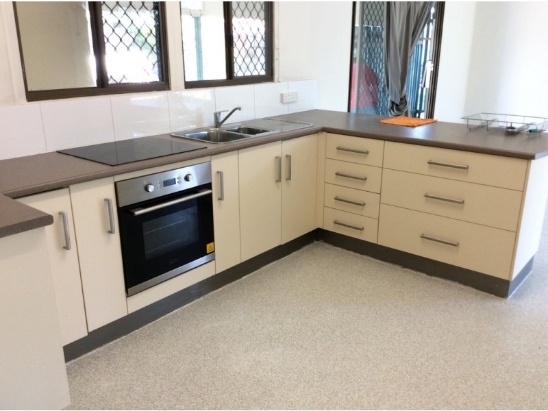 95 East Street, Scarness QLD 4655