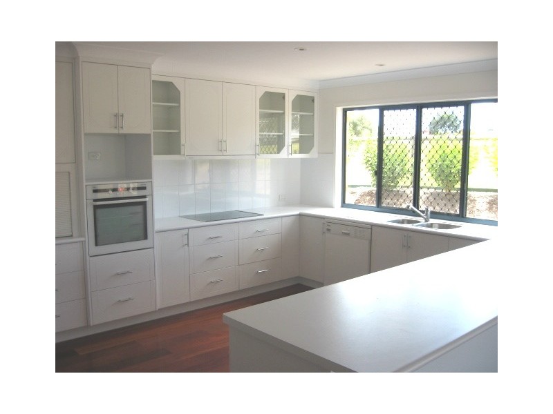 4 Bonnie Place, Craignish QLD 4655