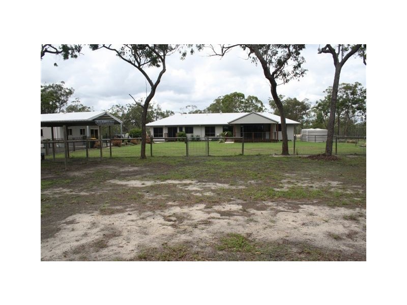 187 Honeyeater Drive, Takura QLD 4655