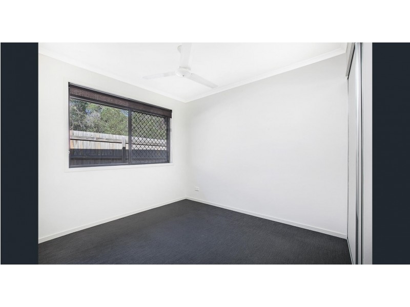 32 Crystal Court, Urangan QLD 4655
