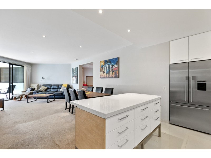 209/468 Esplanade, Torquay QLD 4655