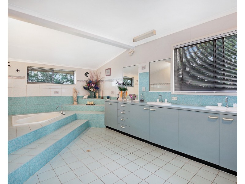 33 Ramsay Court, Dundathu QLD 4650