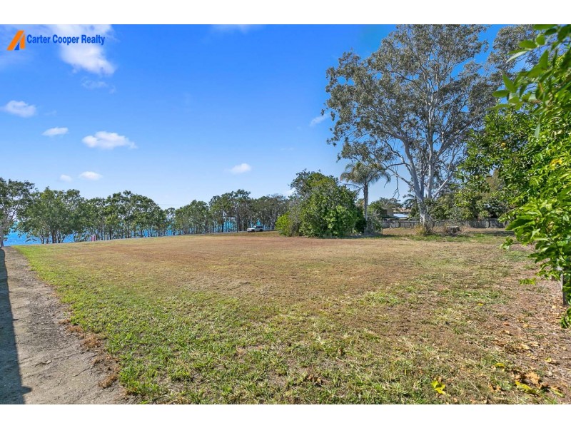 143 Esplanade, Point Vernon QLD 4655