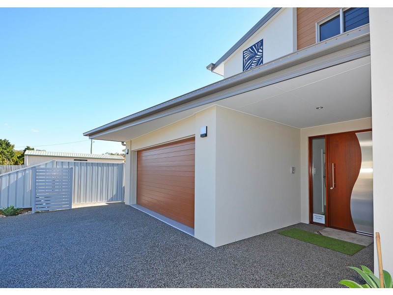 14a Hockley Lane, Urangan QLD 4655