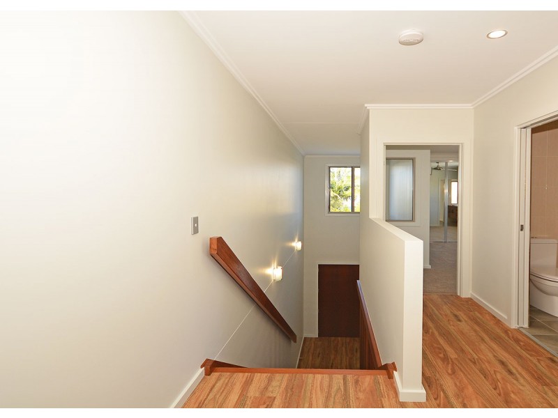 14a Hockley Lane, Urangan QLD 4655