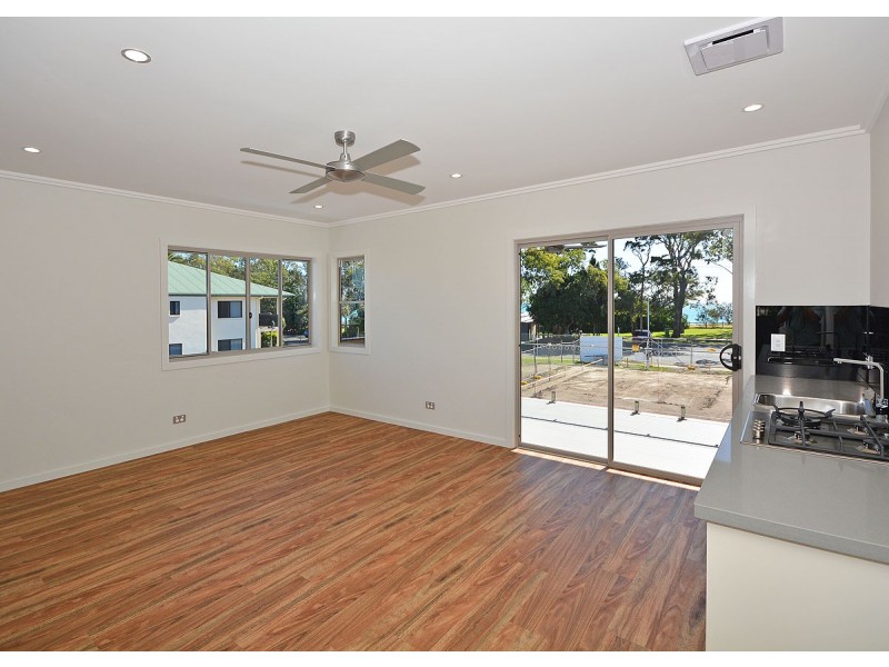 14a Hockley Lane, Urangan QLD 4655