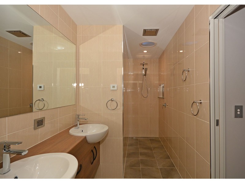 14a Hockley Lane, Urangan QLD 4655