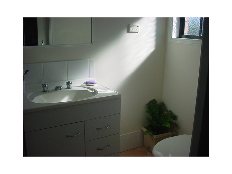 12 Sonder Street,, Urangan QLD 4655
