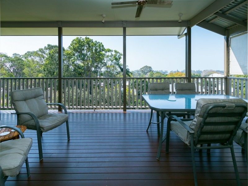 9 Jacaranda Drive, Torquay QLD 4655