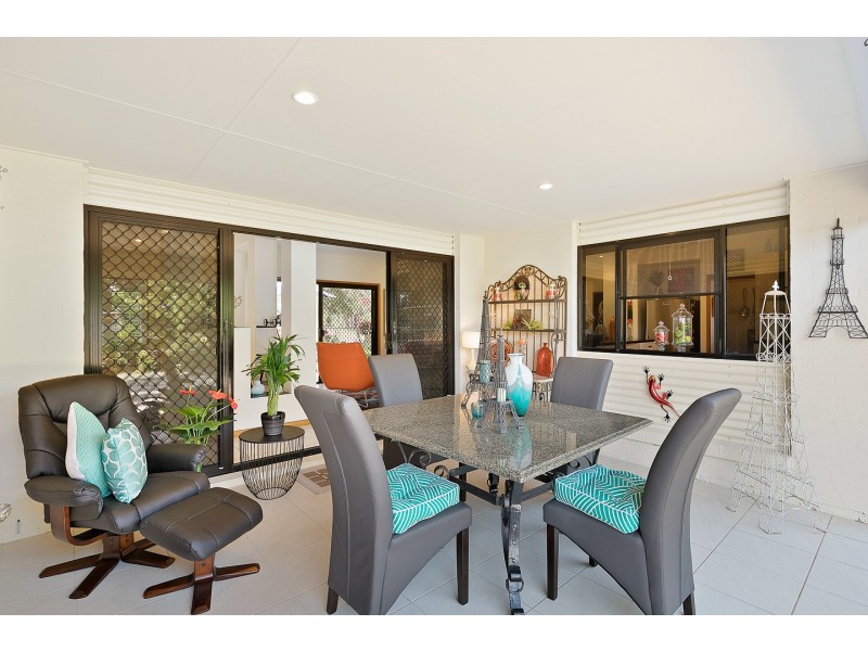 26 Meadow Drive, Dundowran Beach QLD 4655