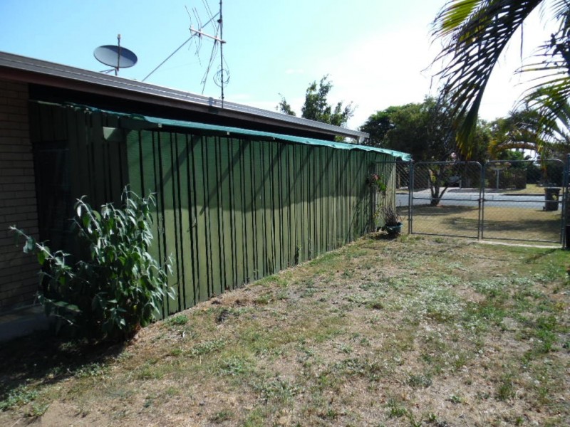 5 Saunders Street, Point Vernon QLD 4655