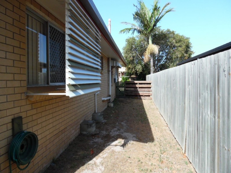 5 Saunders Street, Point Vernon QLD 4655