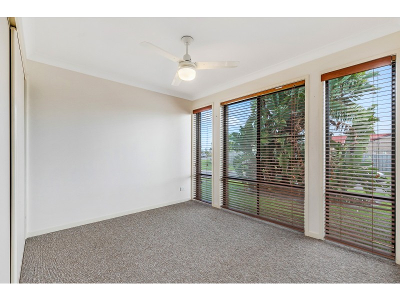 11 Dory Drive, Point Vernon QLD 4655