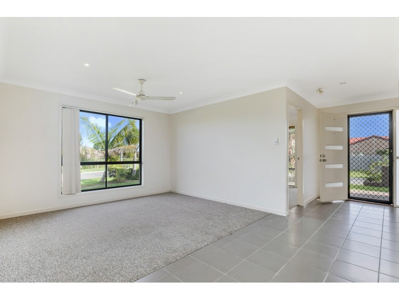 11 Dory Drive, Point Vernon QLD 4655