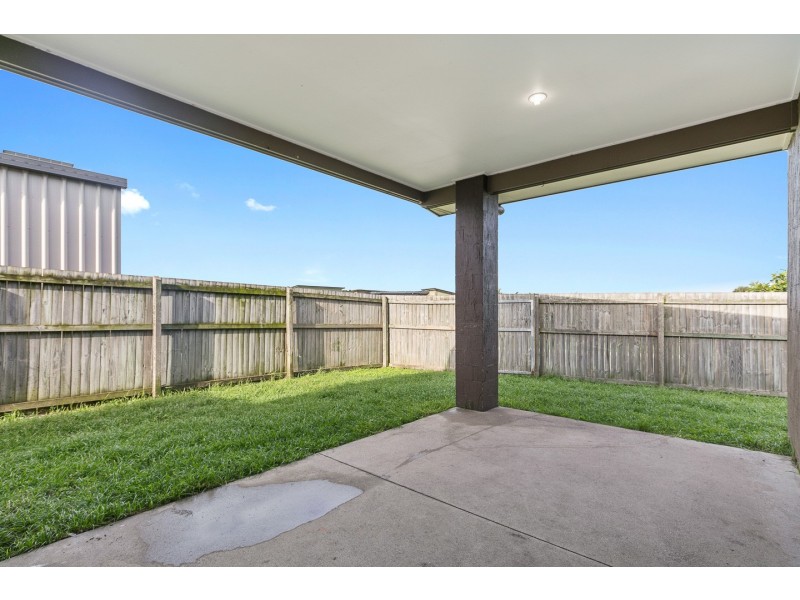 11 Dory Drive, Point Vernon QLD 4655