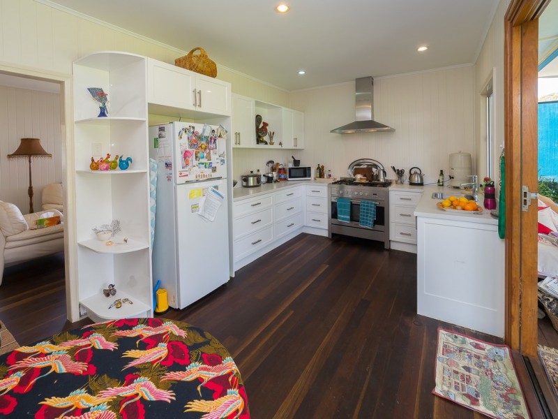 45 Shell Street, Urangan QLD 4655