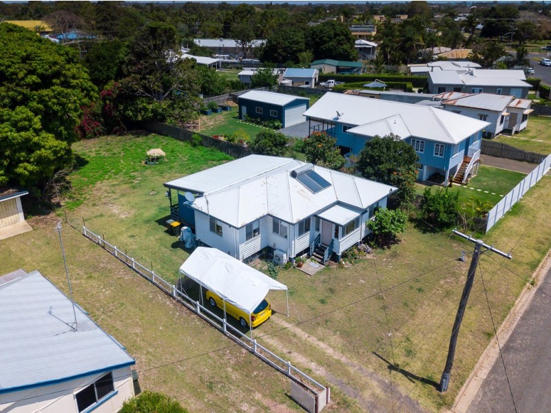 45 Shell Street, Urangan QLD 4655