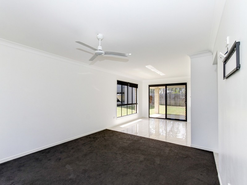 4 Tranquil, Wondunna QLD 4655