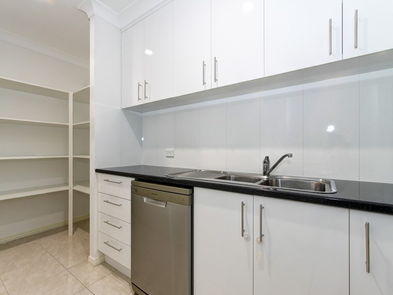 4 Tranquil, Wondunna QLD 4655