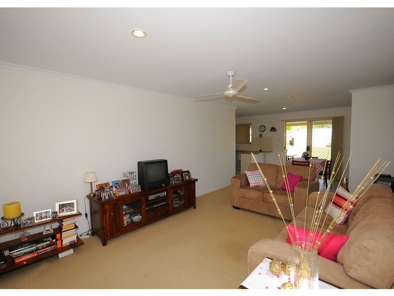 5  Jade Court, Urangan QLD 4655