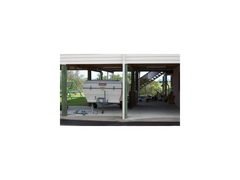 3 Farmhill Place, Takura QLD 4655