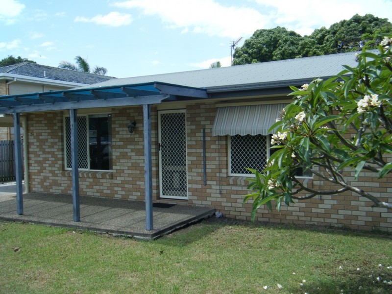 214 Torquay Terrace, Torquay QLD 4655