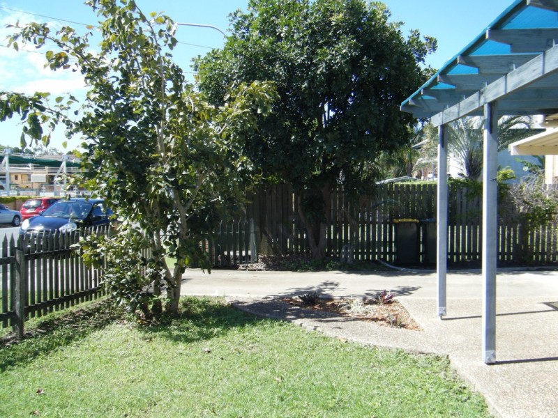 214 Torquay Terrace, Torquay QLD 4655