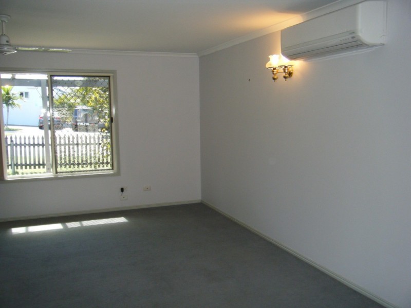 214 Torquay Terrace, Torquay QLD 4655
