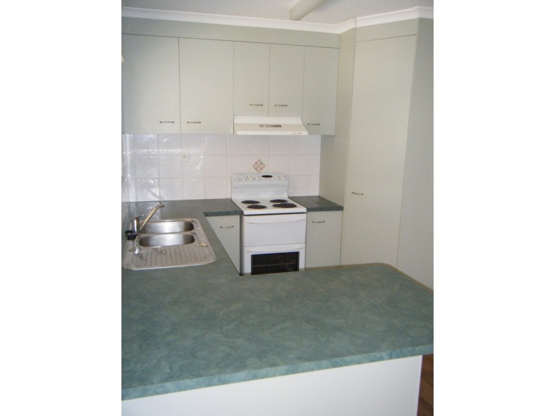 214 Torquay Terrace, Torquay QLD 4655