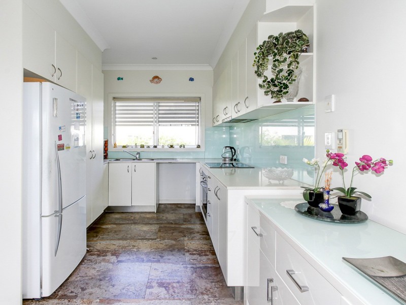 3/542 Esplanade, Urangan QLD 4655