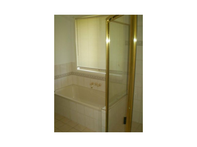 7 Marr Street, Point Vernon QLD 4655