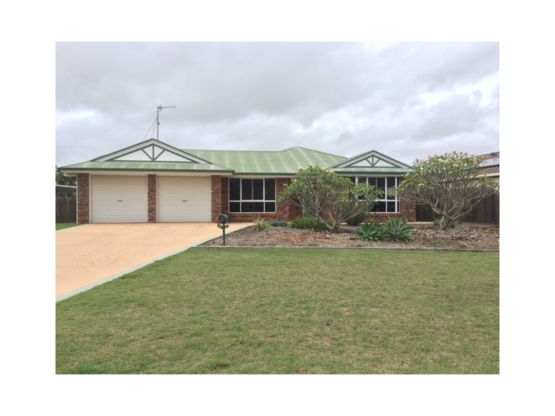16 Lido Parade, Urangan QLD 4655