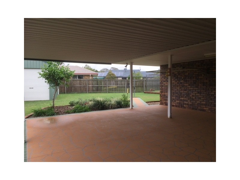 16 Lido Parade, Urangan QLD 4655