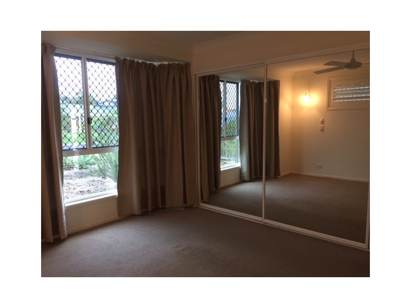 16 Lido Parade, Urangan QLD 4655