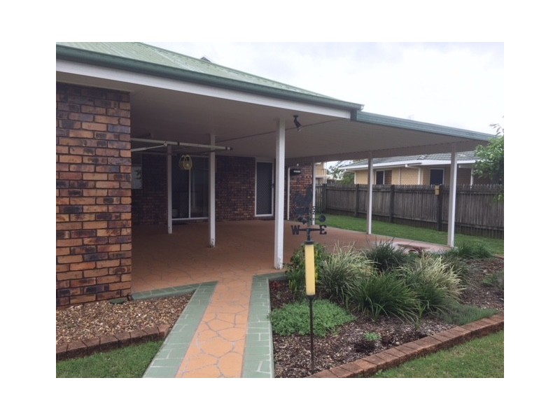 16 Lido Parade, Urangan QLD 4655