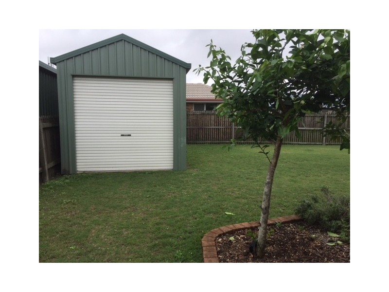 16 Lido Parade, Urangan QLD 4655