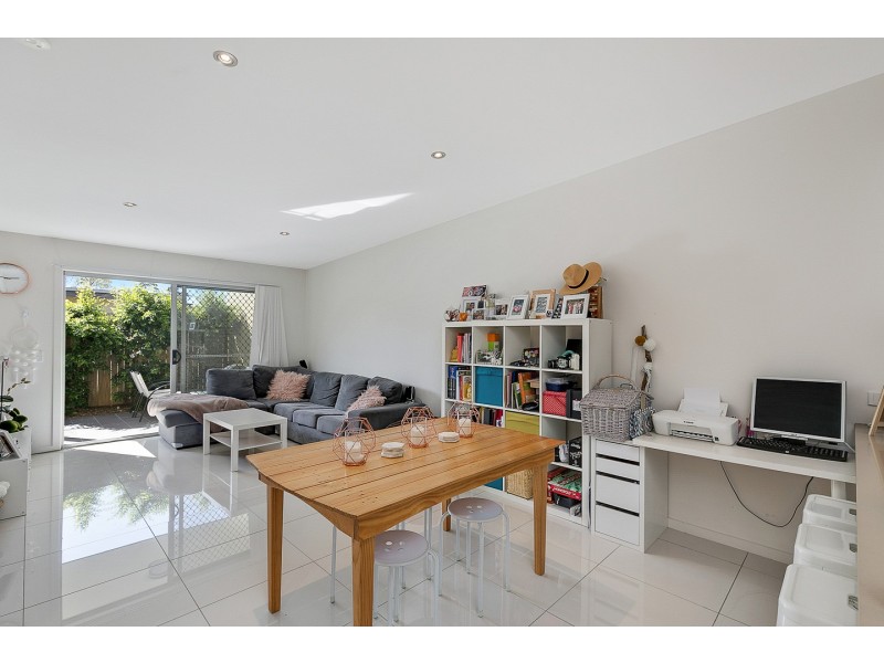 10/138 Cypress Street, Urangan QLD 4655