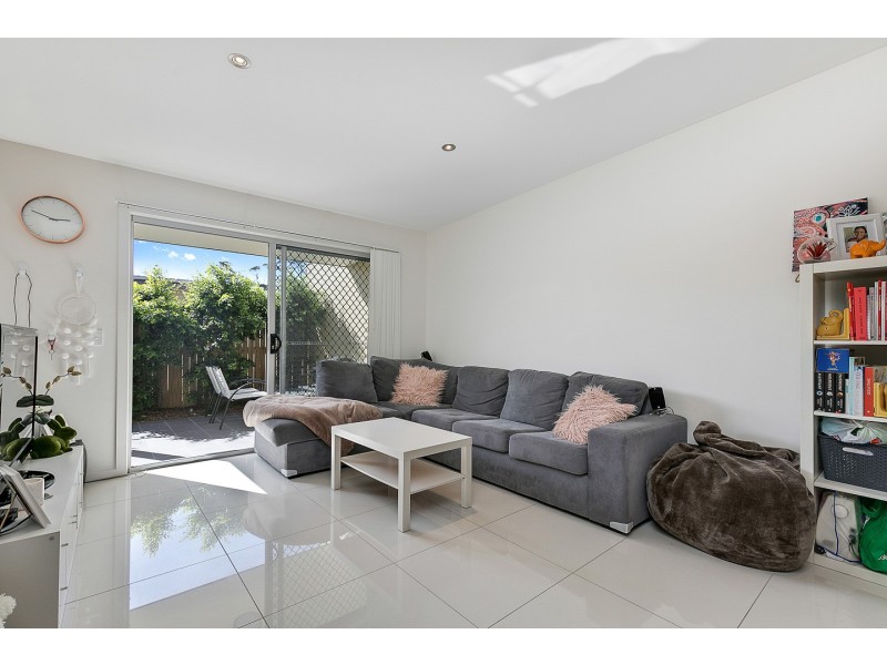 10/138 Cypress Street, Urangan QLD 4655