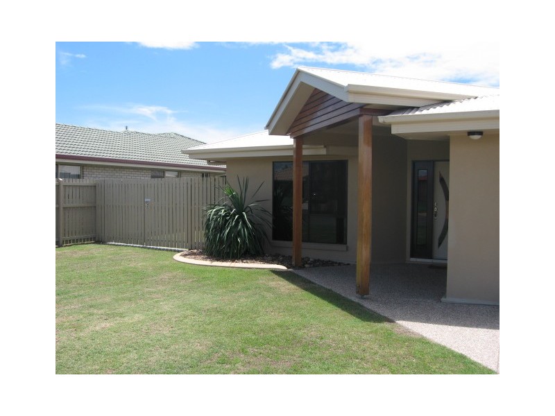 17  Kestrel Court, Eli Waters QLD 4655