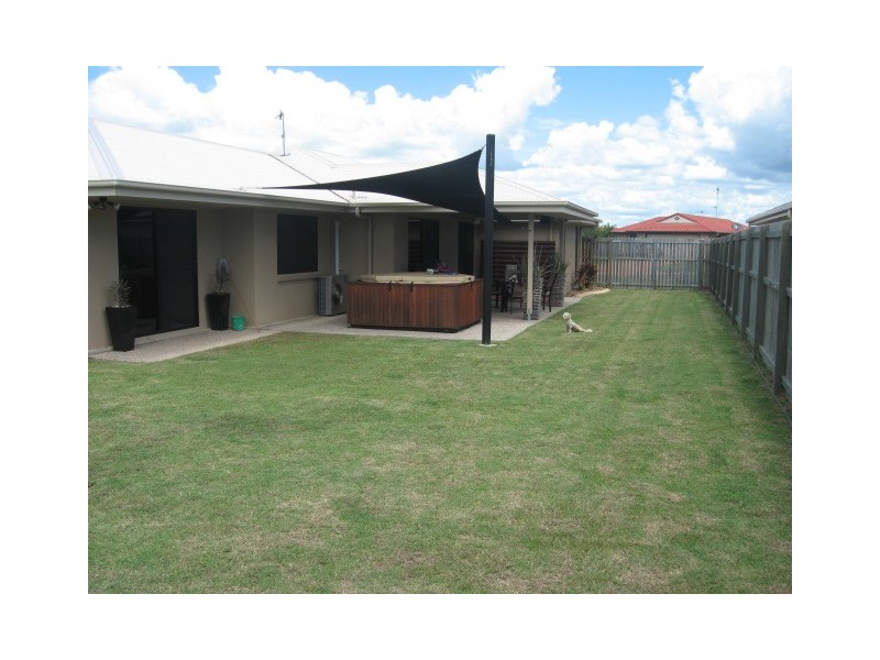 17  Kestrel Court, Eli Waters QLD 4655