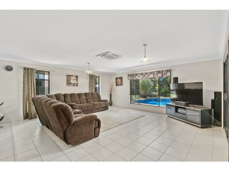 11 Bottlebrush Street, Kawungan QLD 4655