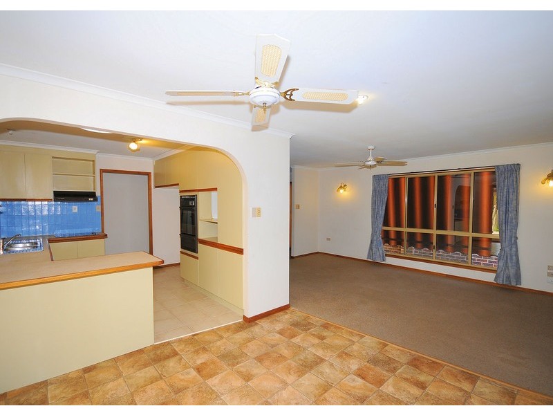 18 Hansen Street, Urangan, Hervey Bay QLD 4655