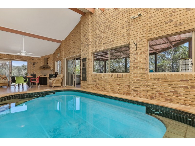 41 Shore Road East, Urangan QLD 4655