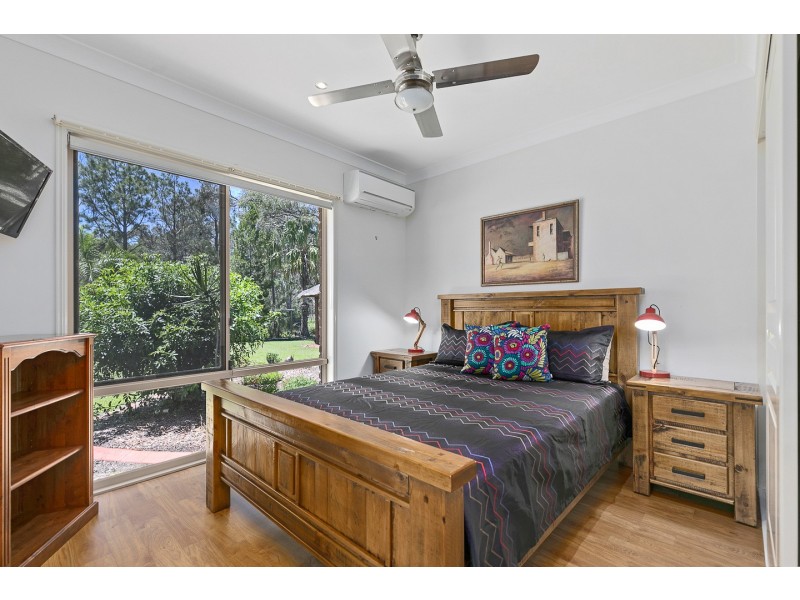 41 Shore Road East, Urangan QLD 4655