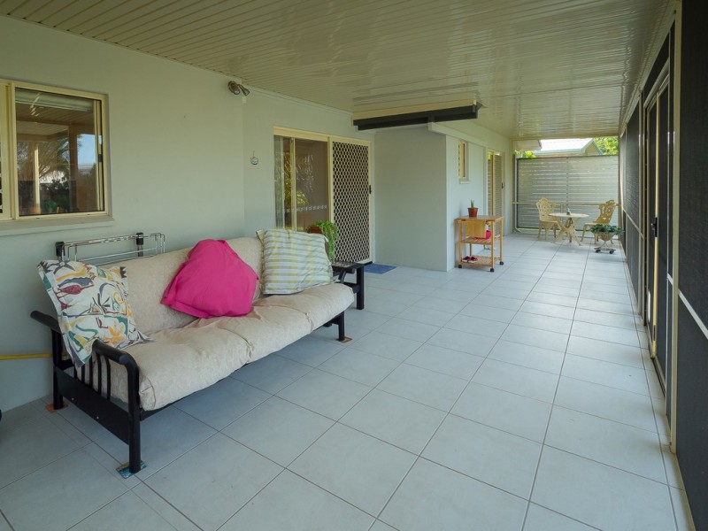 24 Kent Street, Urangan QLD 4655