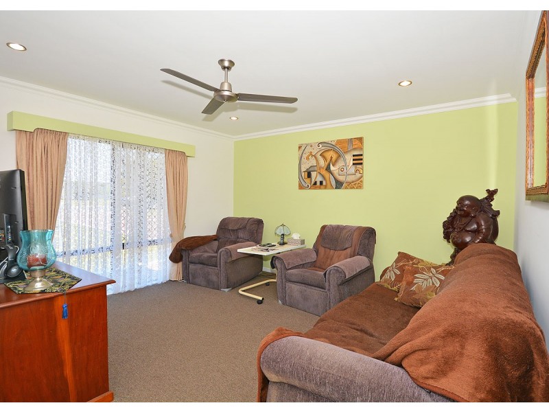 15 Colyton Street, Torquay QLD 4655