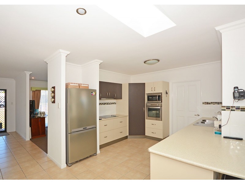 15 Colyton Street, Torquay QLD 4655
