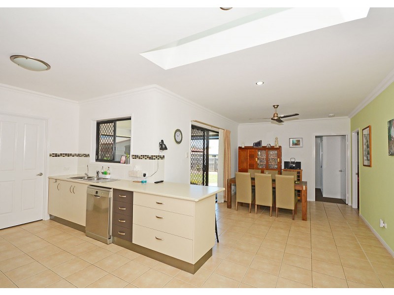 15 Colyton Street, Torquay QLD 4655