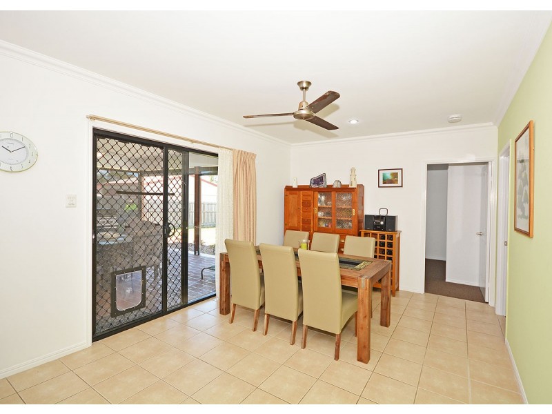 15 Colyton Street, Torquay QLD 4655