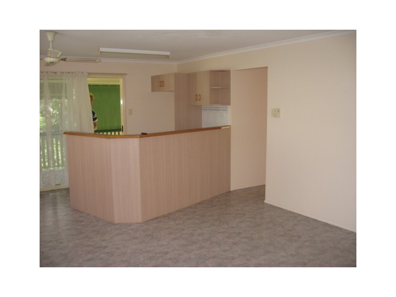 5 Jenny Court,, Point Vernon QLD 4655